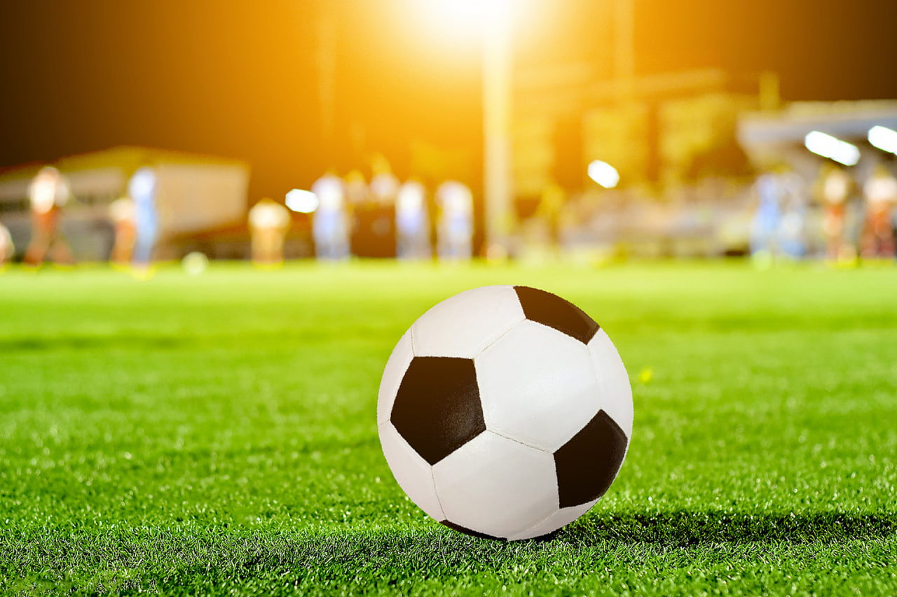 数据分析师使用雷速官方下载进行研究